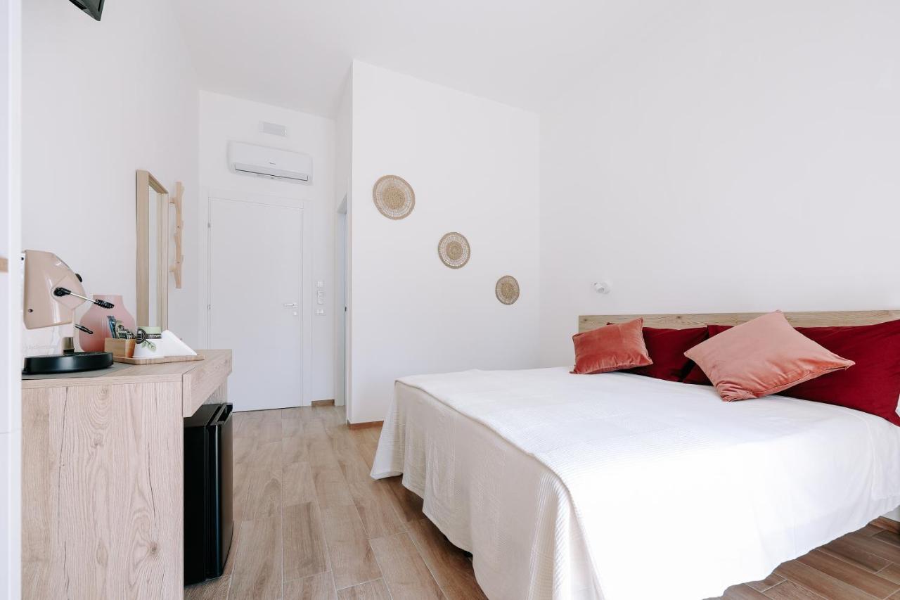 Primo Rent Room เมซานเย ภายนอก รูปภาพ