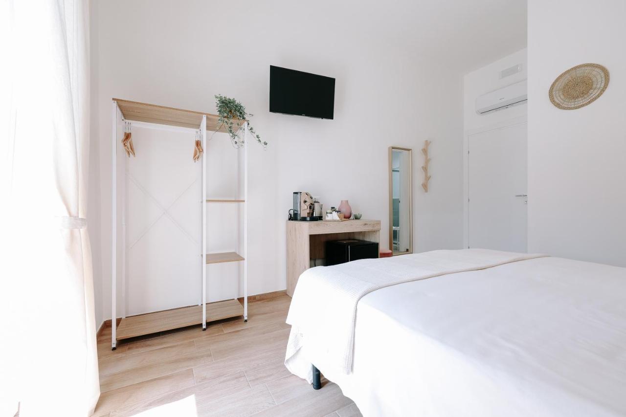 Primo Rent Room เมซานเย ภายนอก รูปภาพ